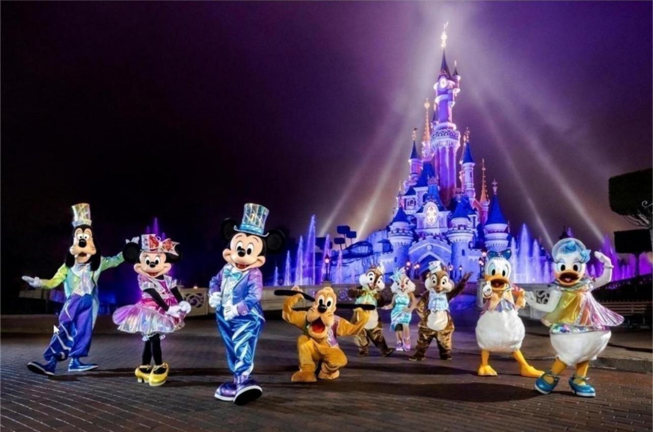 Cosy Apartment Disneyland Paris En Face De La Gare Rer Val D'Europe Serris Buitenkant foto